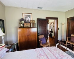 The overflow regular room at The Old Place Bed and Breakfast