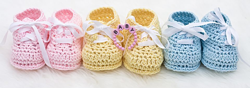 A picture of hand knit baby shoes